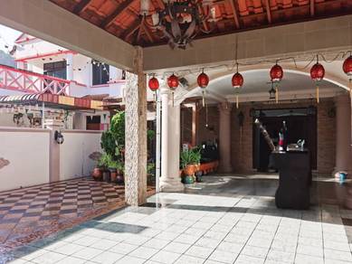 rare Double Storey Semi-D Batu Ferringhi Renovated 4,000 sqft Freehold