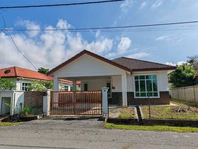 Single Storey Bungalow Taman Tasik Senangin Lenggeng
