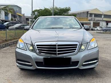 Mercedes Benz E250 AVANTGARDE MIL 40K KM ONLY