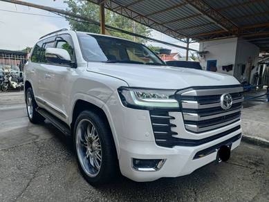 Toyota LANDCRUISER 4.6 One Owner