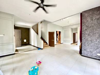 PARTIALLY FURNISHED SPACIOUS Semi D Anjung Suasana Bandar Seri Putra