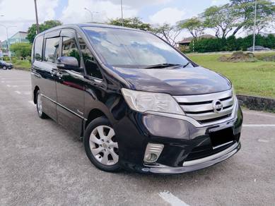 Cash&Ful Lon 2013 Nissan SERENA 2.0 S HIGHWAY STAR