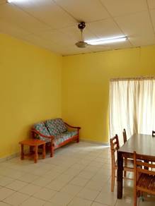 Fawina Court