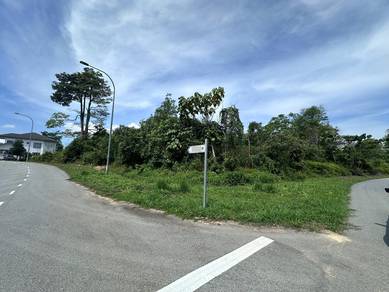 6,530 SQ FT! Corner Bungalow Lot @ College Heights Garden Resort Pajam