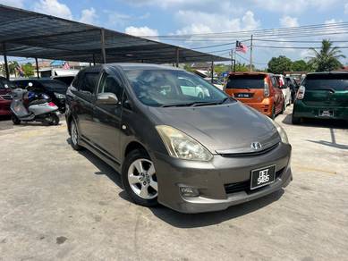 Toyota WISH 1.8 (AUTO)-LOAN KEDAI