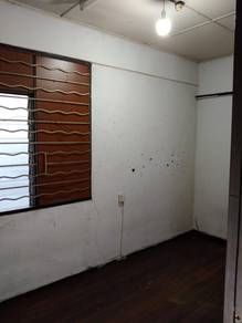 Double Storey Terrace Intermediate Taman Riverview Bintawa