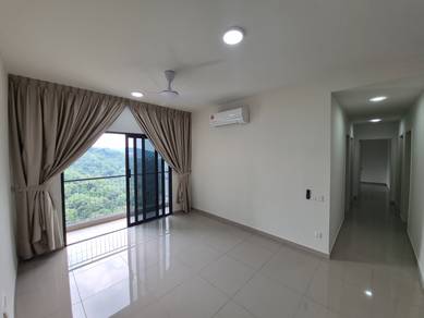 D'Cosmos Damansara Perdana-4 Rooms, 2 Carparks, Partly Furnished