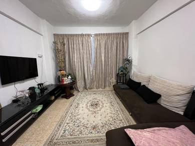 Bilik sewa wanita sharing room