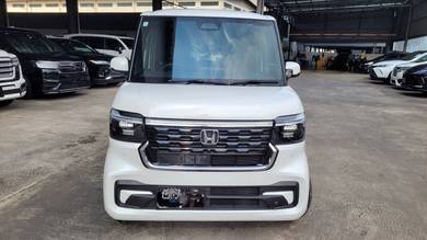 Honda N BOX 660 CUSTOM L TURBO NFL Unreg
