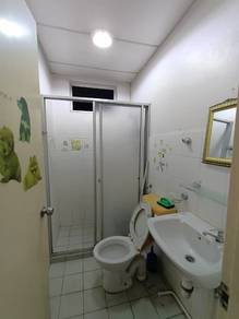 Beverly Hills Apt Ph3, Corner Block C, 2nd Floor 2Bed 1Bath, Penampang