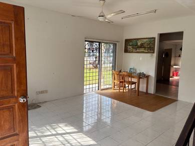 Big Corner Double Storey Terrace House Mahkota Cheras Jln Temenggung