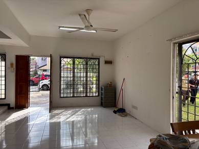 Big Corner Double Storey Terrace House Mahkota Cheras Jln Temenggung