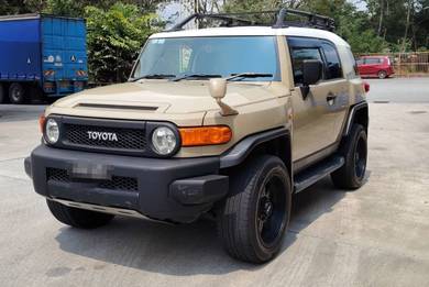 Toyota FJ 4.0 CRUISER (A)