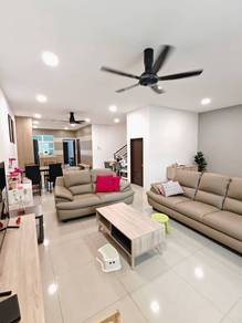Terrace House at Lotak Villa Stephen Yong, near to 4th miles