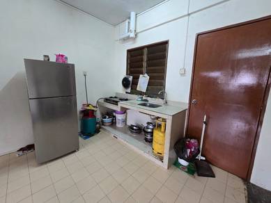 Jb Town Impian Stulang Medium Cost Flat 2nd floor sentosa pelangi