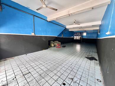 Gopeng Facing Main Road Double Storey Shoplot For Rent