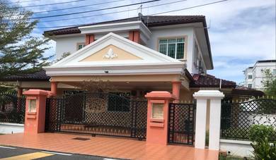 Corner unit double semi detached at piasau Miri