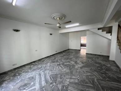 2sty Taman Putra Prima 3 puchong 20x80, 5 Rooms