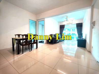 The Oasis Condo @Corner unit @well Maintained