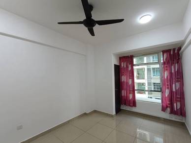 Midori Green 3Bedroom Partial Furnish @ Mount Austin / Austin Height
