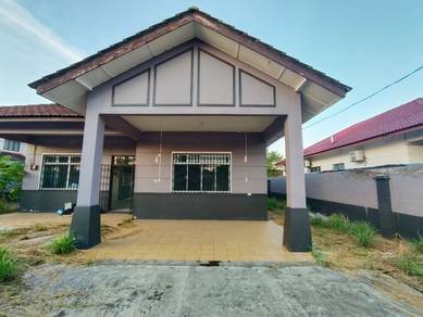 Banglo Saiz Tanah 7158kps, Taman Renggam Jaya