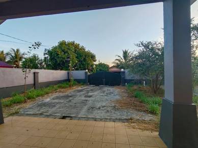 Banglo Saiz Tanah 7158kps, Taman Renggam Jaya