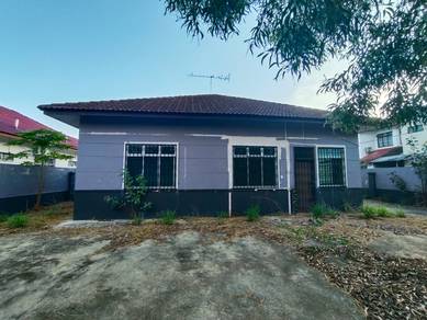 Banglo Saiz Tanah 7158kps, Taman Renggam Jaya