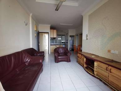 N-Park Condominium 3-Bedrooms 750SF F/ Reno & Furnished 1CP Nr USM