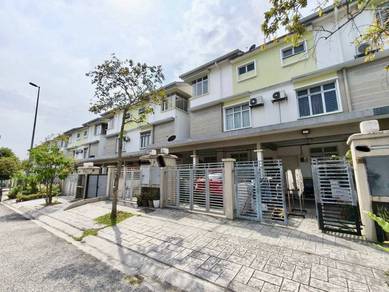 2.5 Storey Townhouse Alam Sanctuary Seri Kembangan FACING PLAYGROUND