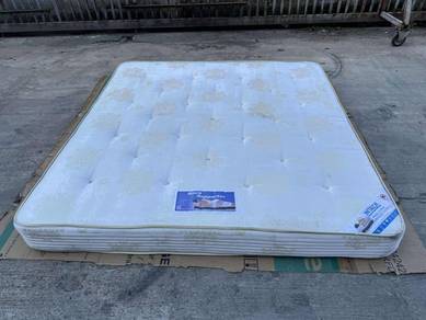 (Vono) 8'' Spring Coil Tilam King Mattress