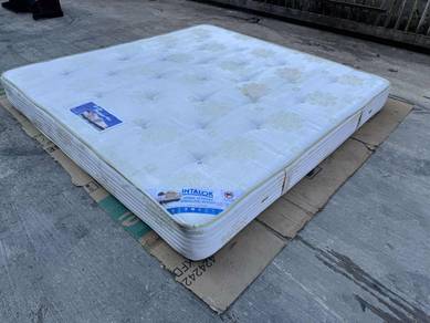 (Vono) 8'' Spring Coil Tilam King Mattress