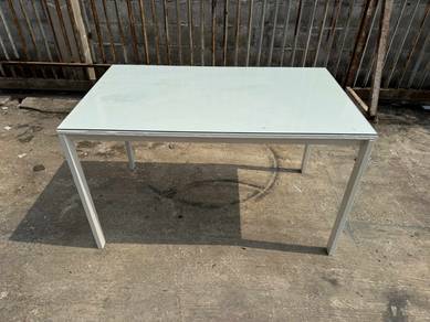 (IKEA) Glass Top Steel Frame Dining Table Meja Mak