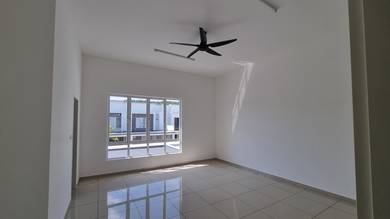 2-storey-Terraced-House-for-rent-Bandar-Sri-Sendayan-Negeri-Sembilan-3