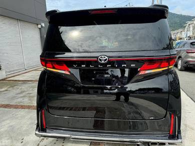 Toyota VELLFIRE 2.4 Z PREMIER FULLY LODED 5AA