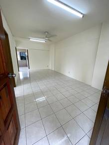Desa Indah Apartment 650sqft 3-Bedroms Renovated with Tiles Flooring