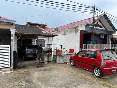Rumah tuanku puan chik untuk dijual