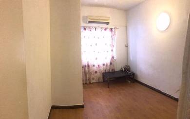 Fawina Court