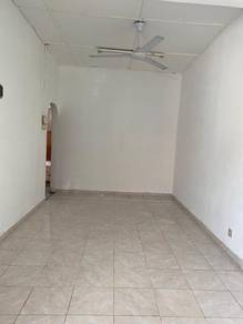Senawang💥Taman Desa Ixora,SEMI-D,RENOVATED+NICE+BIG+BELOW MARKET