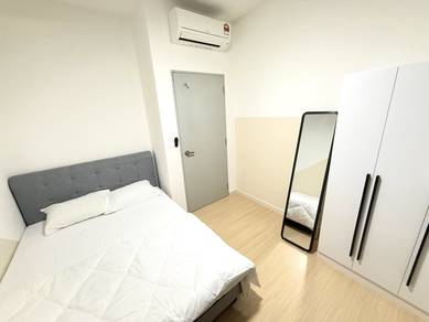 Kepong, M Luna, NEW Fully Furnished Medium Room, Free Shuttle to MRT