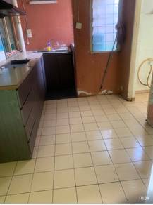 Apartment Teratai Bukit Beruntung 3 Bedrooms Fully Tiles
