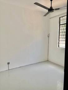 FACING PLAYGROUND Double Storey Terrace Subang Jaya FOR SALE