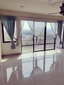 Trefoil Setia Alam ( partial furnished studio parking)