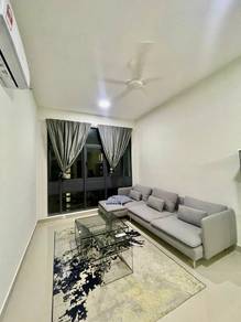 Fully furnished 2b2b direct 84 meter private link bridge to LRT