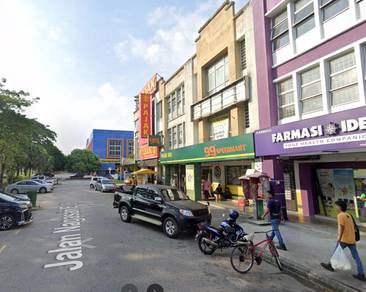 Ground Floor Shoplot Desa Latania Seksyen 36 [ Facing Main Road ]