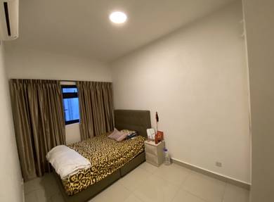 Single room for rent @ Medini Iskandar Puteri