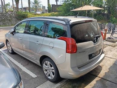 Peugeot 5008 1.6 THP (A)