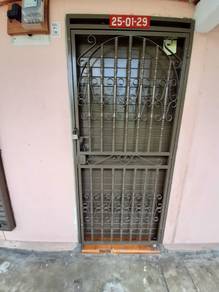 1st floor bandar baru sentul flat to rent