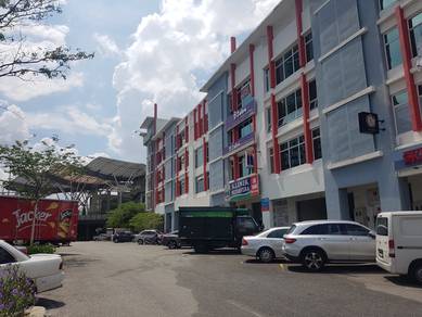 The Atmosphere, Pusat Bandar Putra Permai, Seri Kembangan.