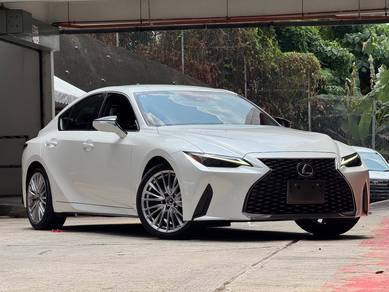 Lexus IS300 2.0 (A) Version L 4 Cam