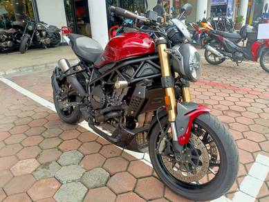 Benelli 752 S 